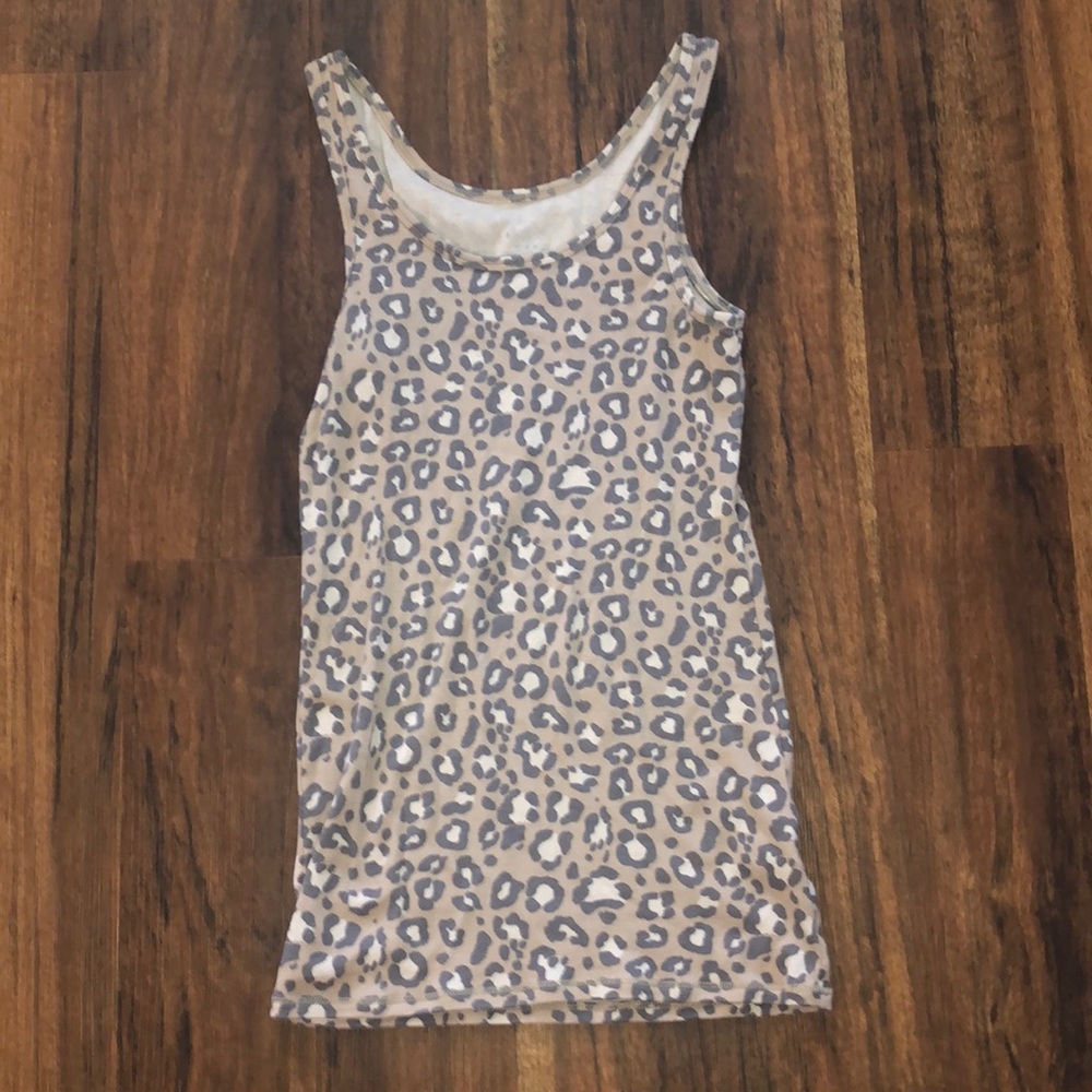 Leopard tank